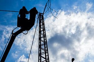 В каких областях Украины 13 октября 2025 года ввели экстренные и аварийные отключения света?