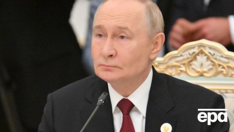 Путин разрешил НПЗ получать субсидии даже при высоких рыночных ценах на бензин и дизельное топливо, говорится в статье