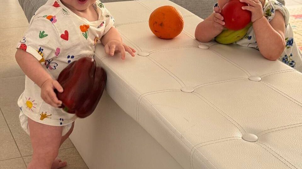 В декабре дочерям Глинской исполнится год