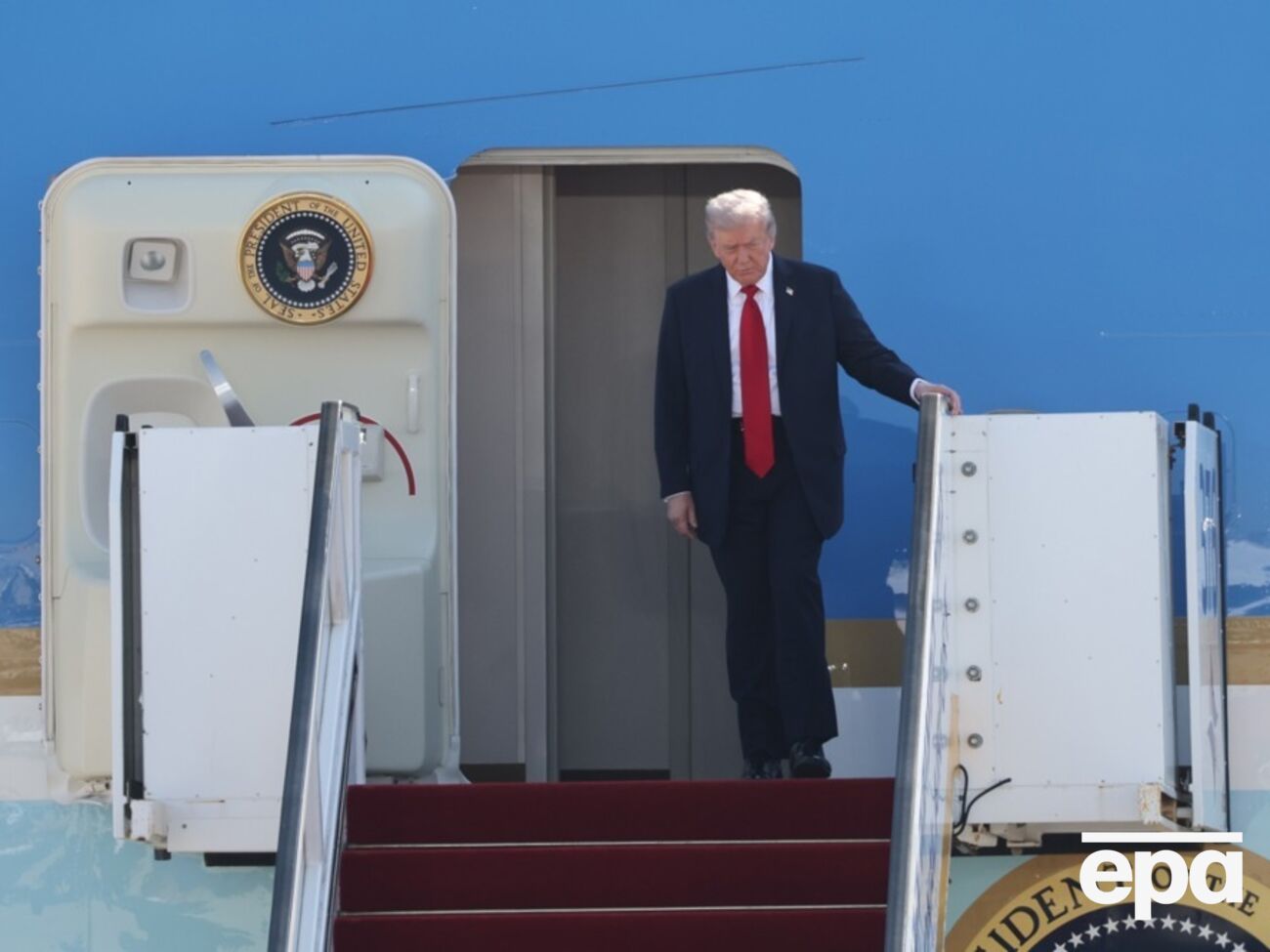 Трамп прилетів в Ізраїль