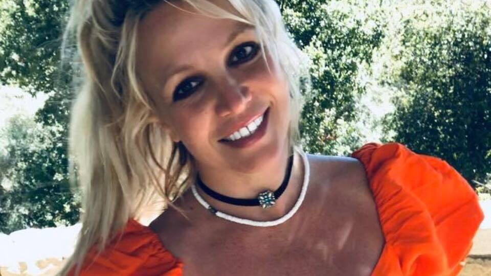 Спирс устроила зажигательные танцы