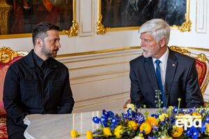 Зеленский и Павел обсудили чешскую инициативу по поставке артснарядов Украине