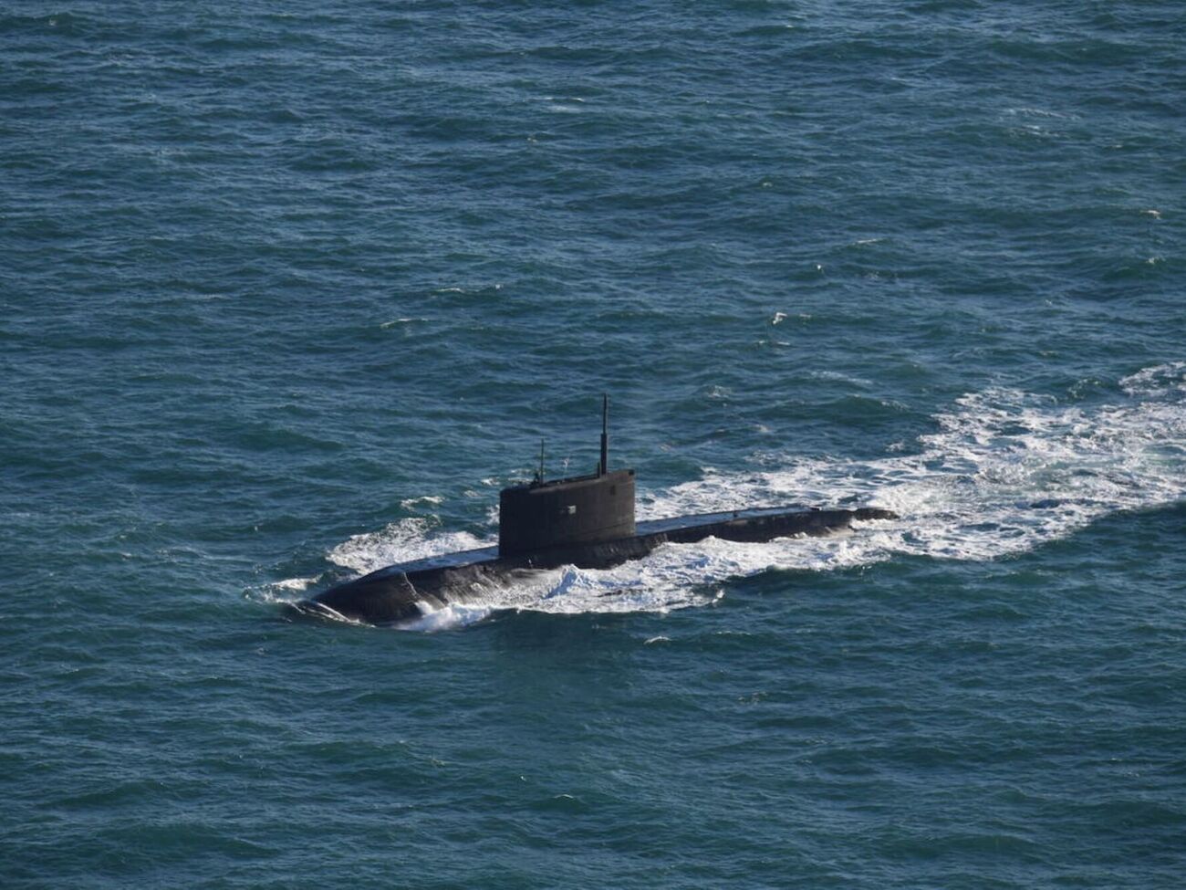Министерство обороны Нидерландов заявило, что военные сопровождали российскую лодку в Северном море