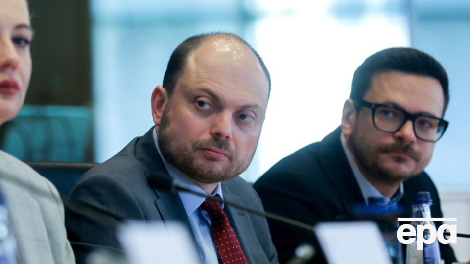 Кара-Мурзу и Яшина, которого также освободили в рамках обмена заключенными с Западом, внесли в РФ в перечень "террористов и экстремистов"