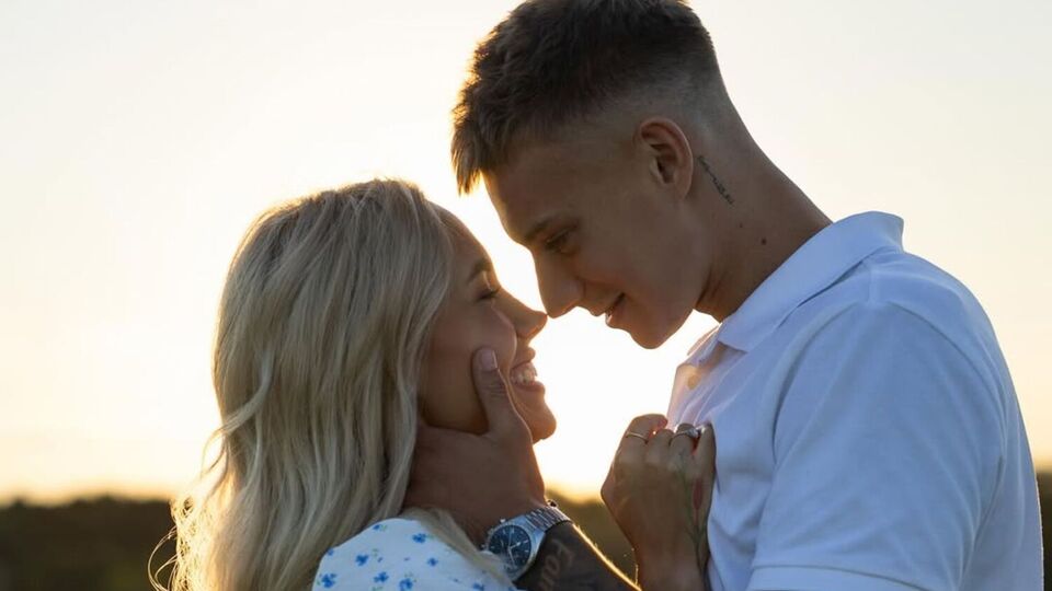 6 сентября Квиткова сообщила, что они с Бражко обручились