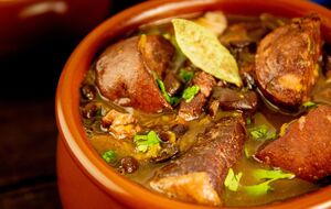 Саме так чанахи готують у Львові в ресторанах