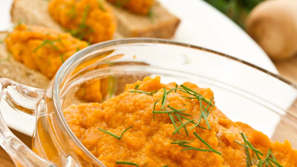 Паста є смачним доповненням до багатьох страв