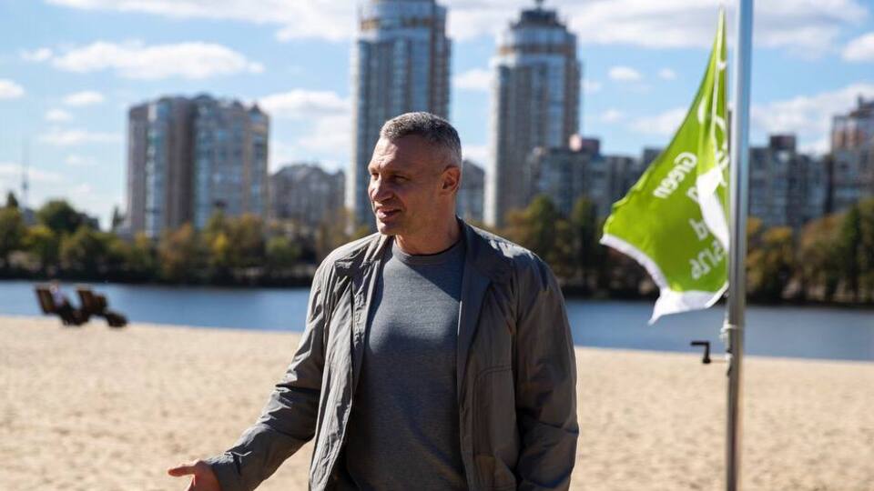 Кличко розповів, де встановлять мобільні укриття