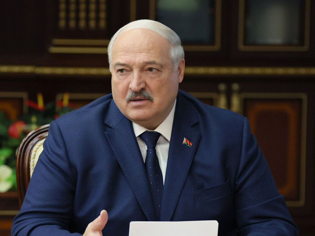 Україна має бути миролюбною, вважає Лукашенко