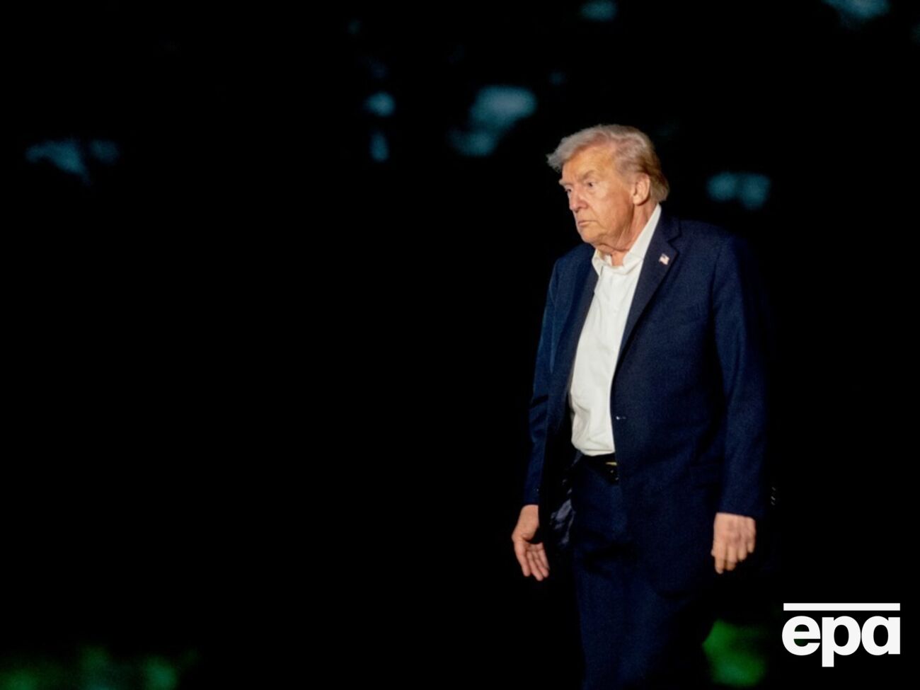 Трамп запевнив, що його не побачать у купальному костюмі