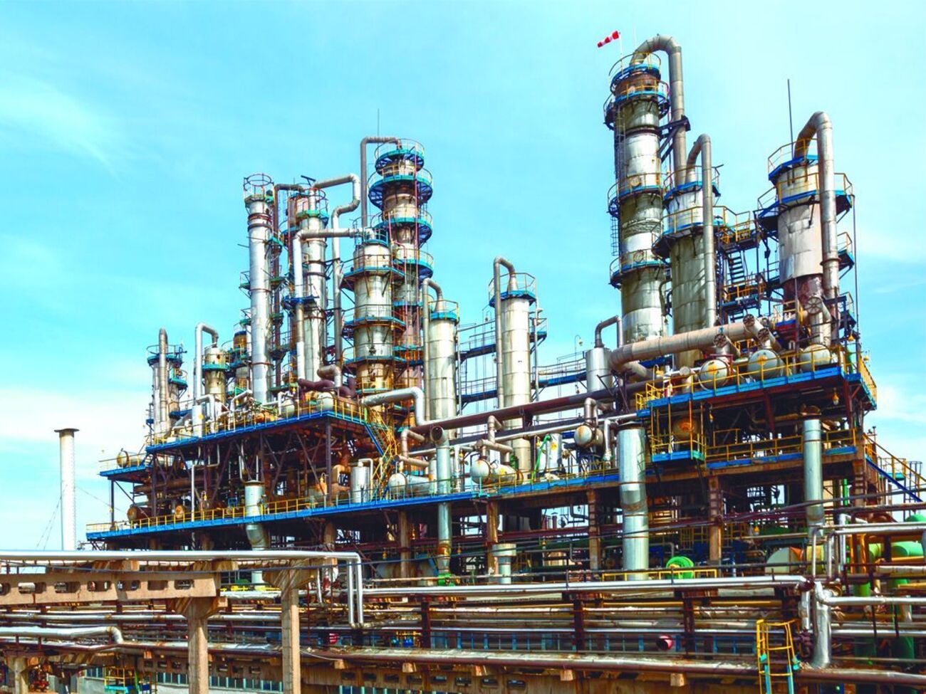 Завод уже подвергался нескольким атакам