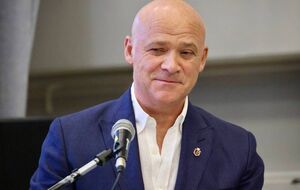 Труханов заявив, що залишається мером