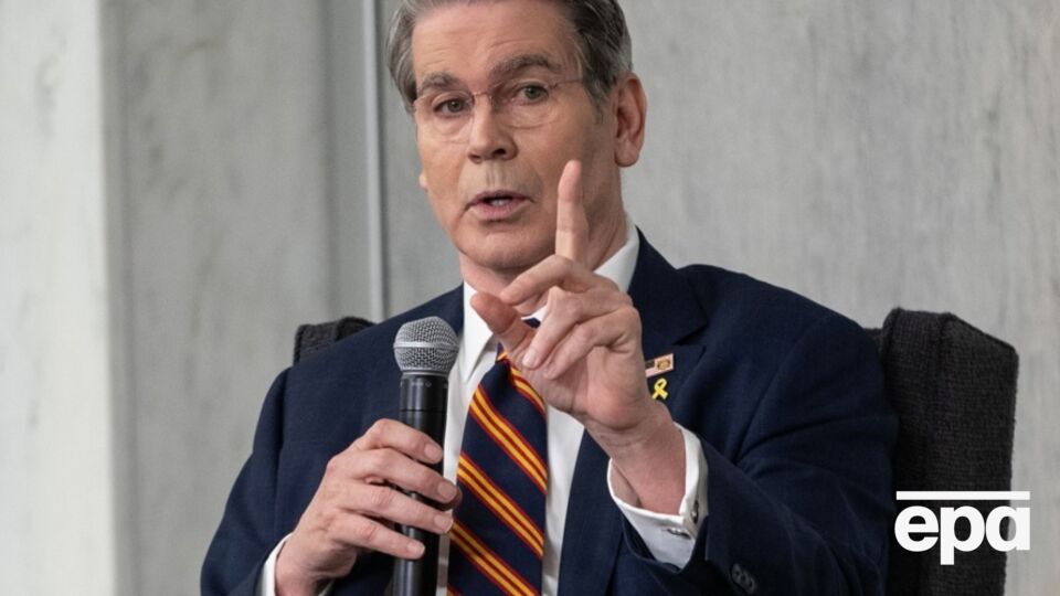 Шатдаун став головним гальмом економіки США, запевняє Бессент