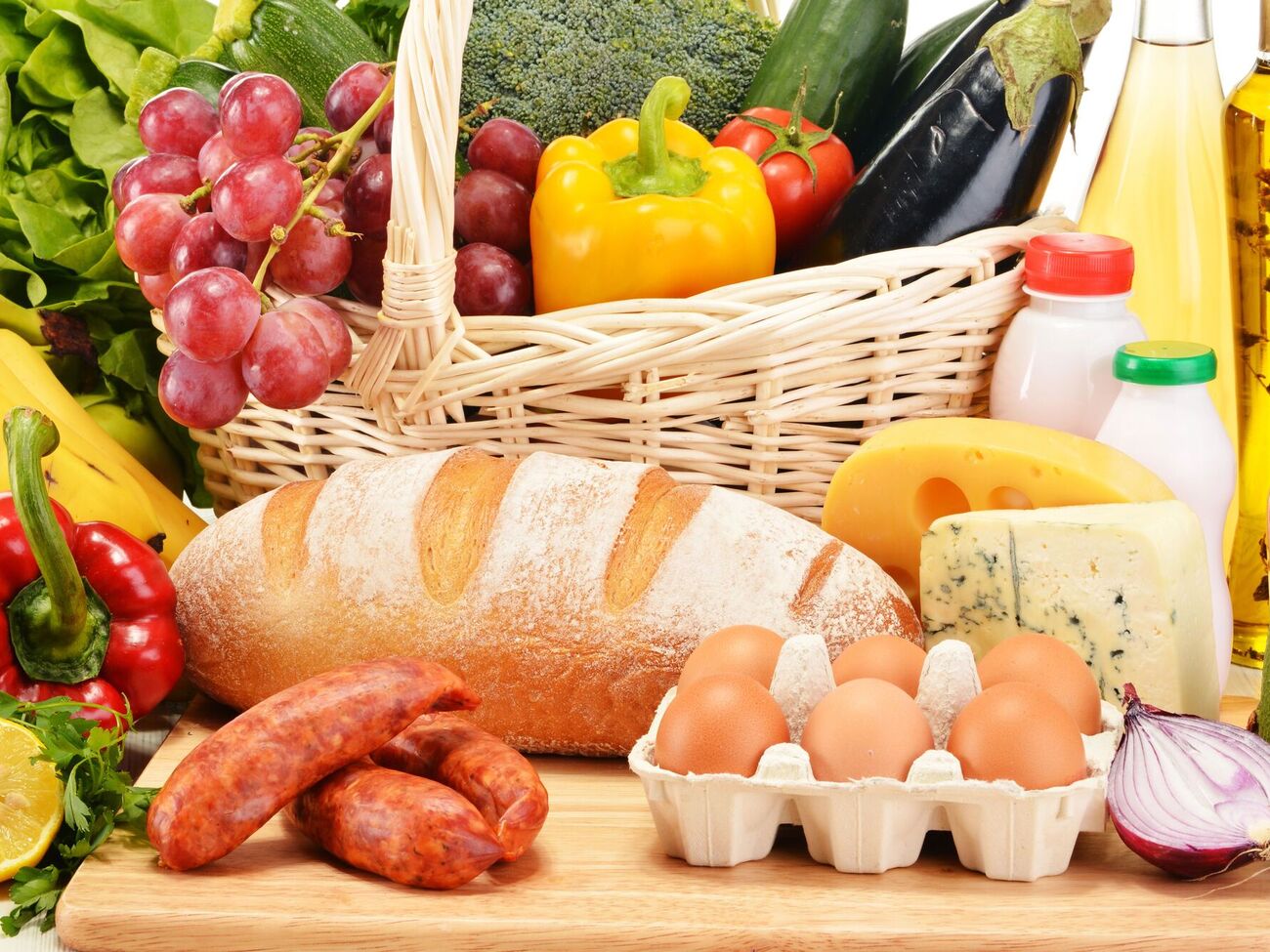 С начала российского вторжения в Украине подорожало большинство базовых продуктов