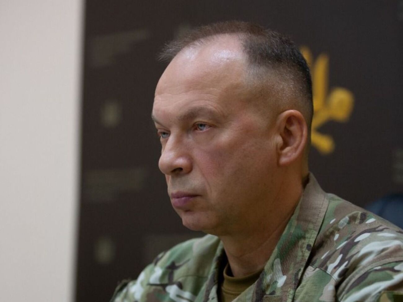 Сырский посетил подразделения, сдерживающие оккупантов на границе с Днепропетровской областью