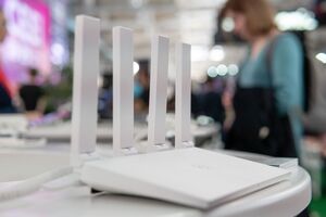 Метод идентификации через WiFi работает подобно камере, но вместо света используется радиоволна