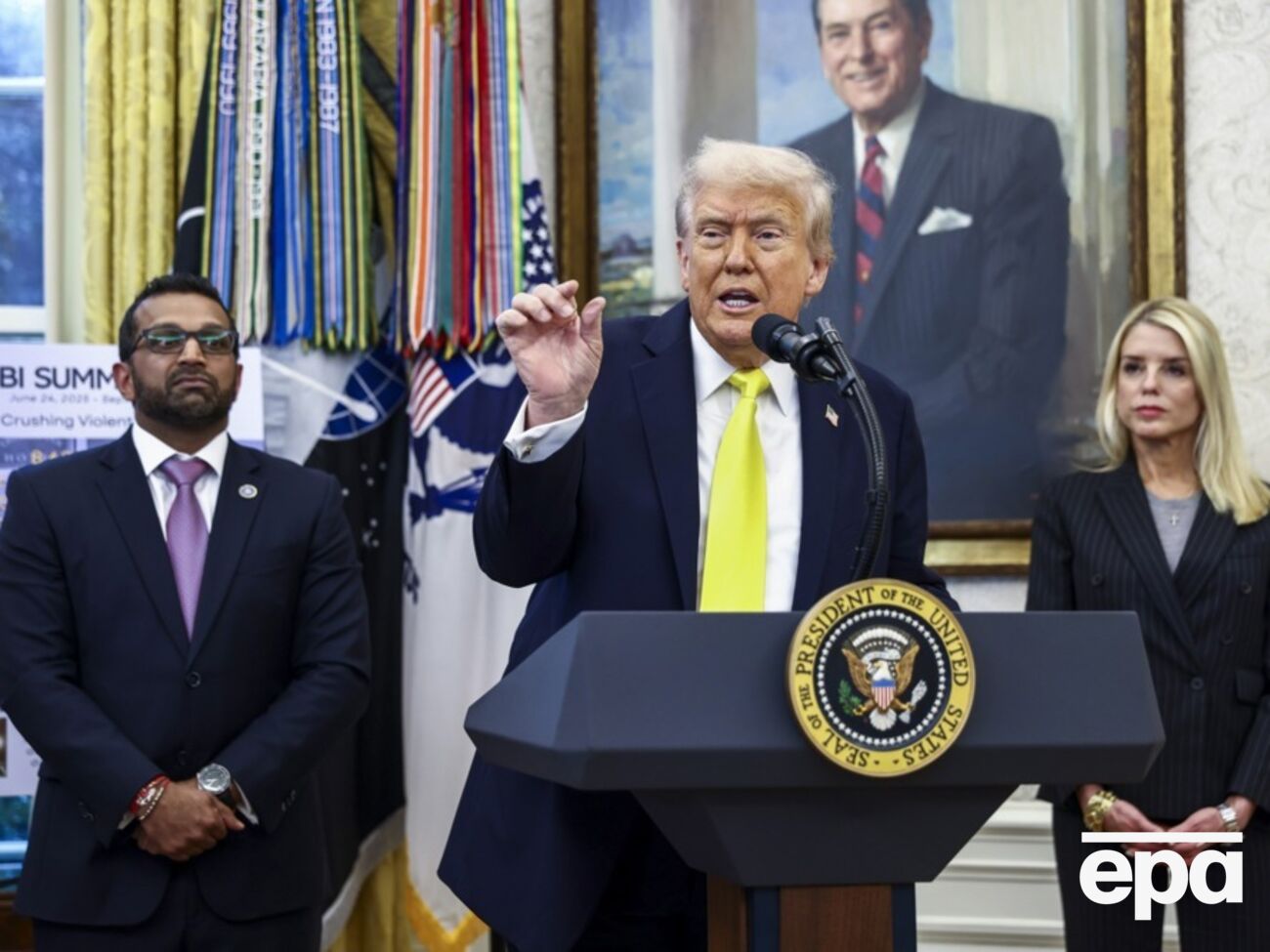 Трамп зізнався, що йому доводилося особисто стримувати прем'єра Ізраїлю