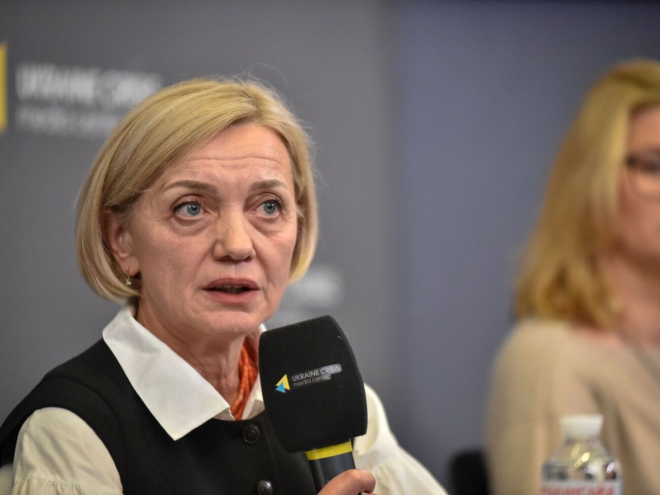 За словами уповноваженої, треба оновити перелік мов, до яких застосовують режим підтримки й особливого захисту