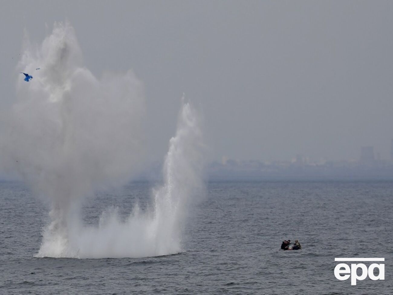Найденную в море мину обезвредили