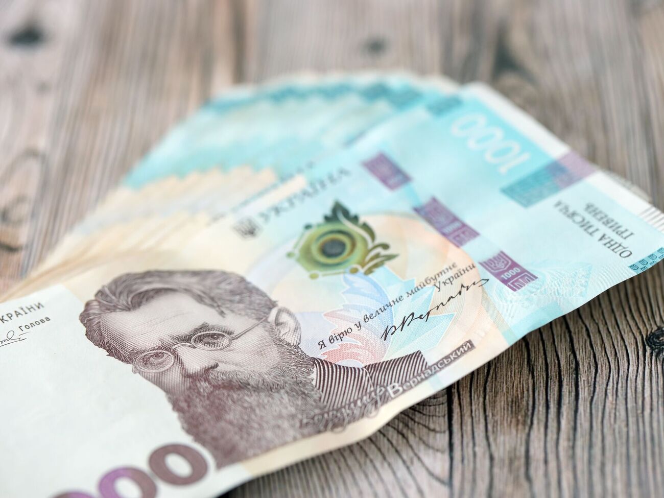 Заработная плата учителя в Украине составляет 60–70% от средней зарплаты по стране