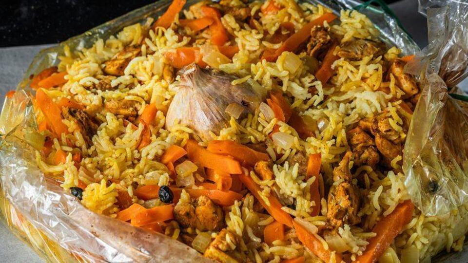 Після випікання потрібно дати страві стабілізуватися в закритому рукаві