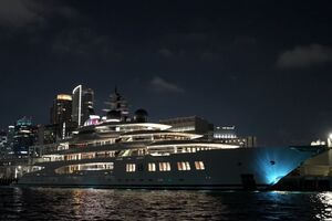 Утримання Amadea коштувало США $1 млн на місяць