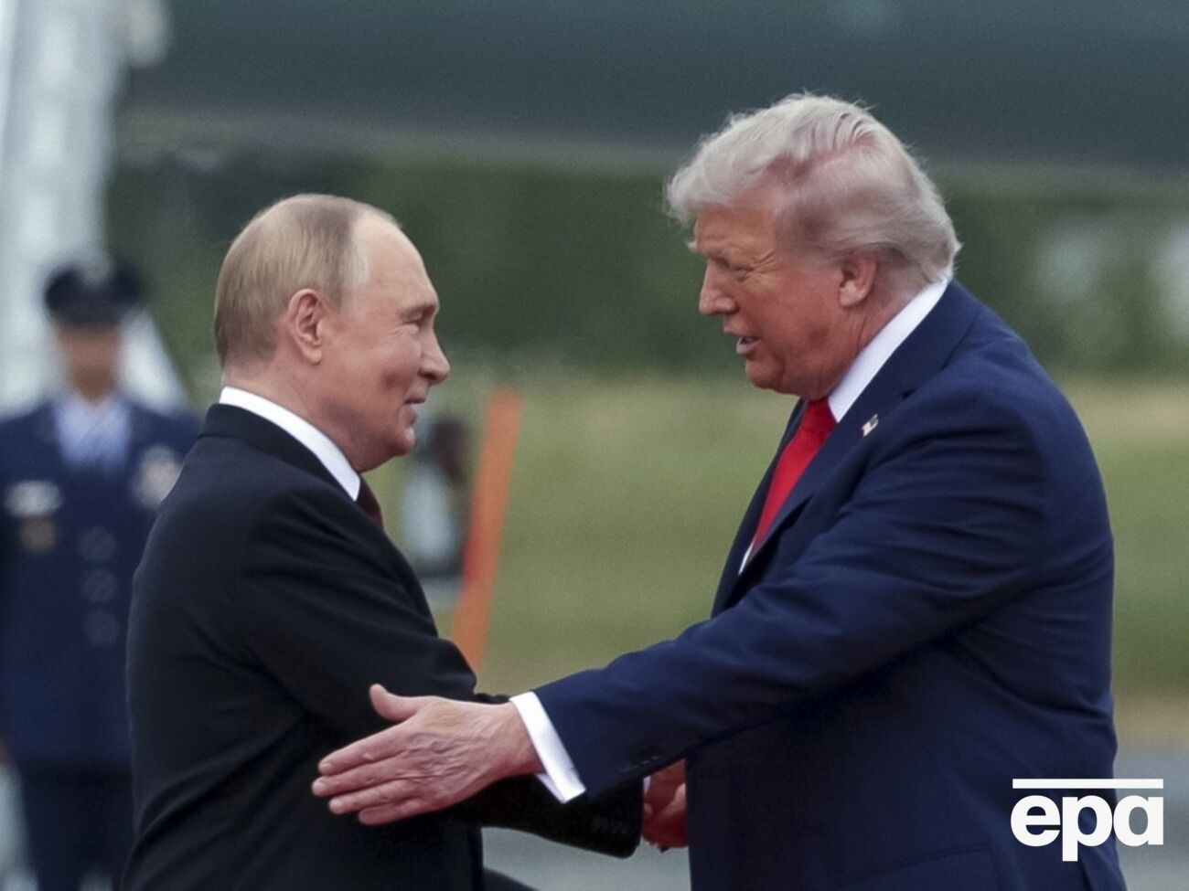Трамп справді вірив, що домовиться про мир із Путіним, вважає FT
