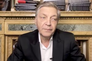 Путин – опытная путана и хорошо владеет техникой политического секса по телефону