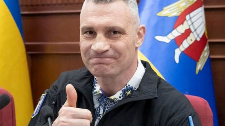 В декабре 2023 года Кличко и Егорова завершили бракоразводный процесс