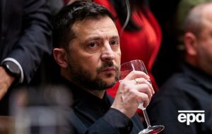 Зеленский и украинская делегация привезли на встречу с Трампом несколько карт, сообщили СМИ