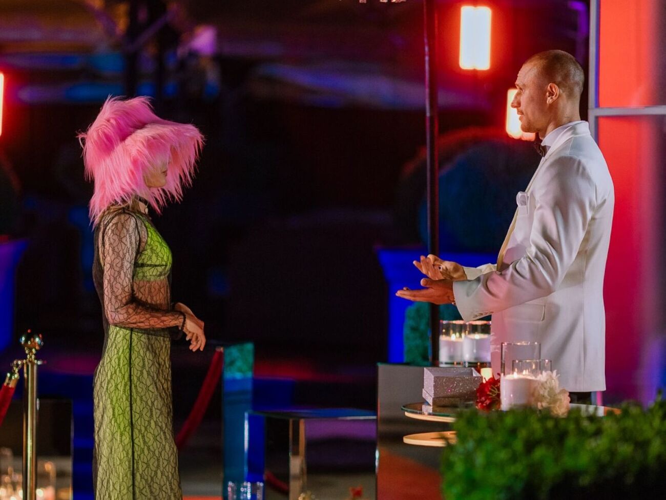 Учасниця шоу в рожевій шапці стала зіркою соцмереж