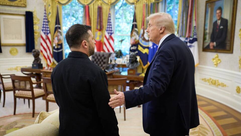 Зеленский отметил, что сейчас только Трамп имеет диалог с Россией