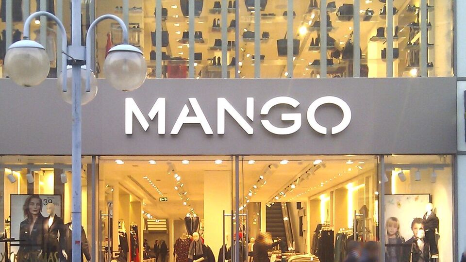 Бренд Mango основали в 1984 году выходцы из Турции