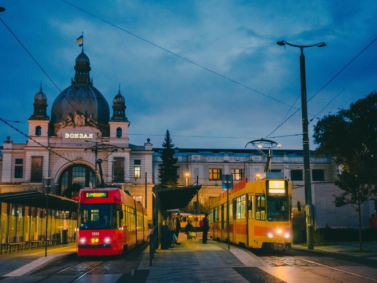 Трамваї замінять на автобуси