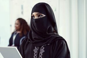 В парламенте страны возник раскол относительно законопроекта о запрете ношения одежды, закрывающей лицо