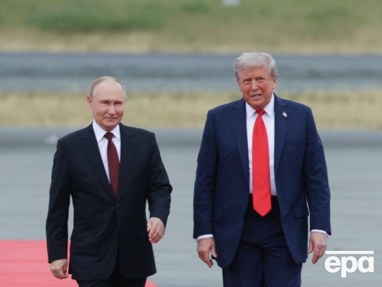 Встреча на Аляске уже вернула Путина за стол "для взрослых", пишет El País