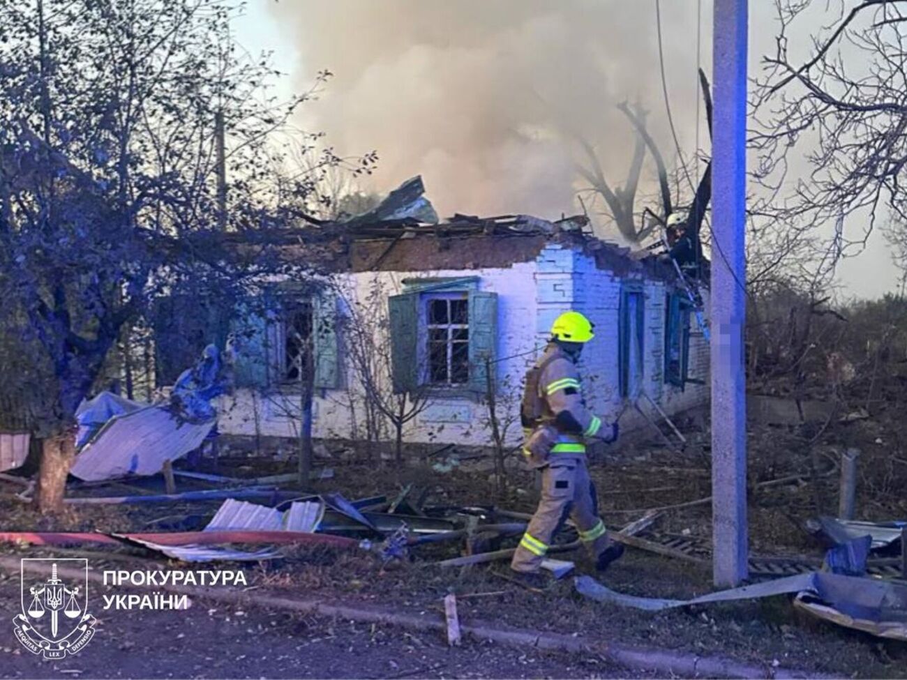 В результате авиаудара пострадали пять человек