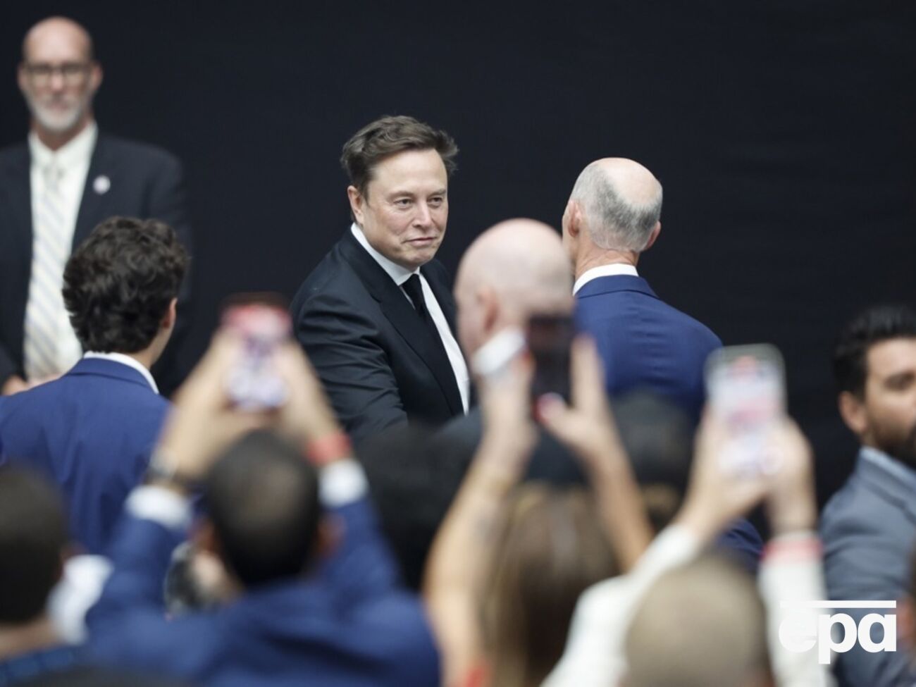 Маск может стать первым в истории триллиардером