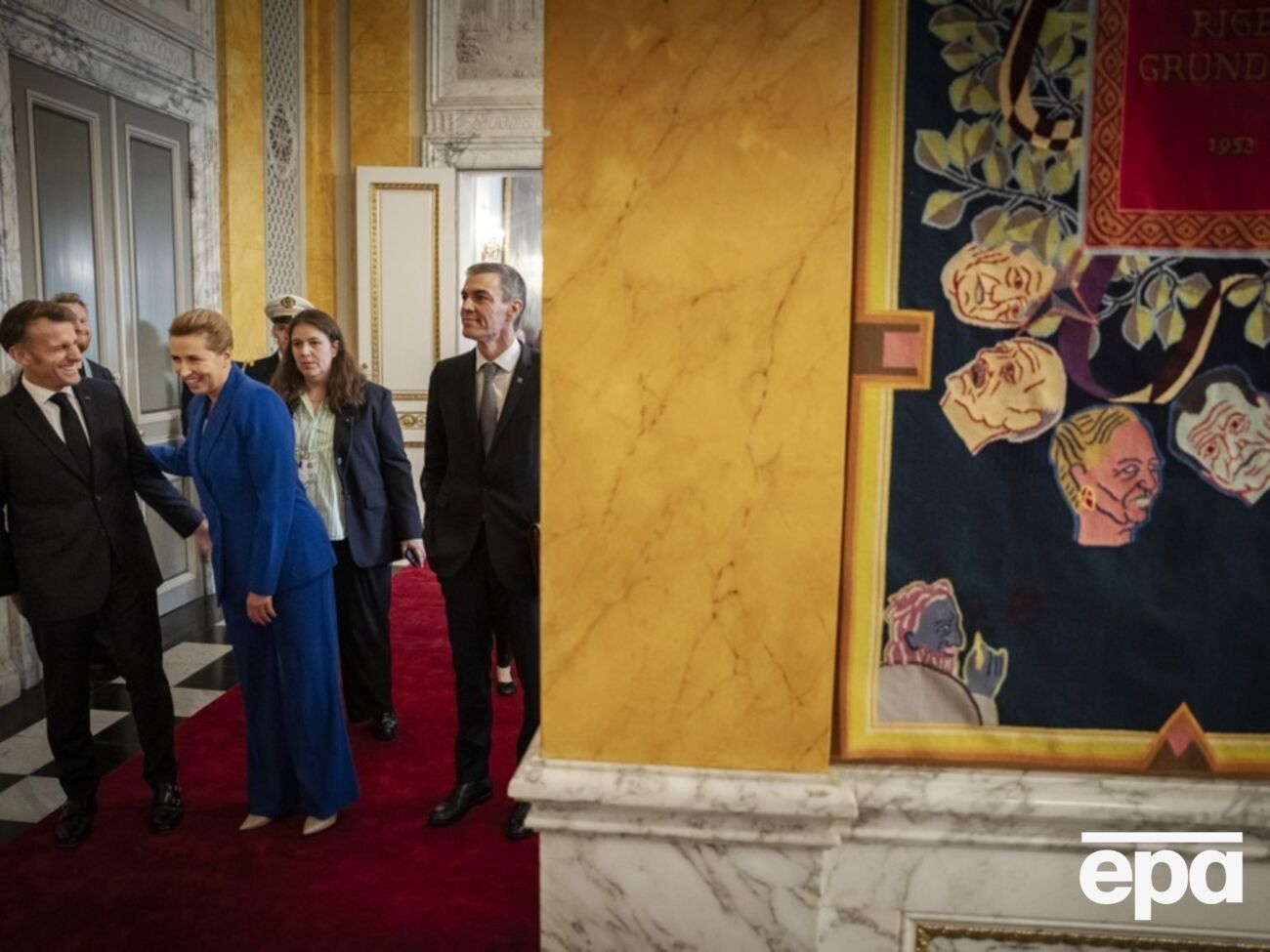 "Давня проблема ЄС – говорити про кризу замість її врегульовувати – знову нагадала про себе" 1 жовтня, ідеться у статті