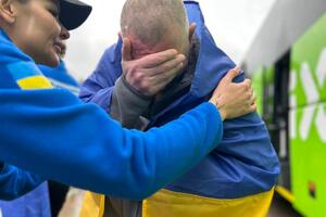 Звільнили 185 військовослужбовців