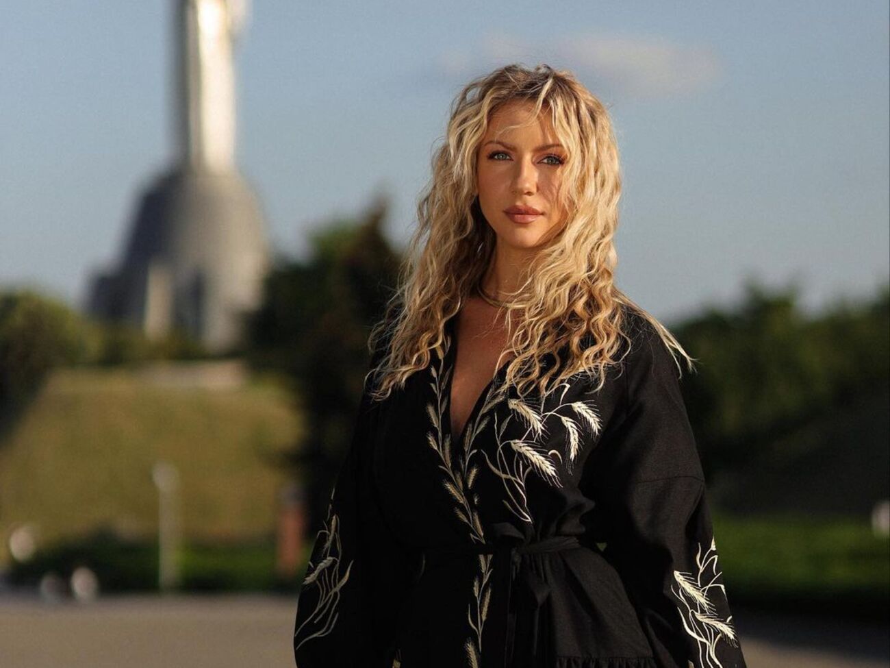 Нікітюк зазвичай фарбує волосся у блонд