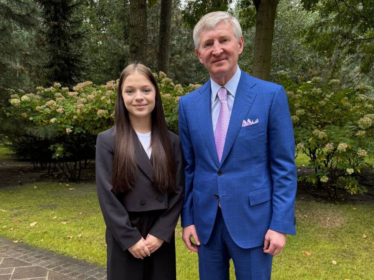 Несокрушимый характер, сила и вера Яны Степаненко вызывают восхищение, сказал Ахметов