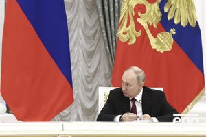 Путин сказал, что РФ получила отказ "с порога"