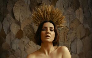 Цибульская заявила, что хочет влюбиться в себя настолько, чтобы мир начал ревновать