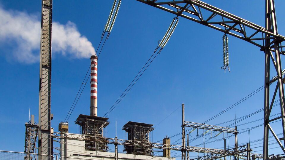 ДТЕК відновив енергопостачання після обстрілів у кількох регіонах, повідомила компанія