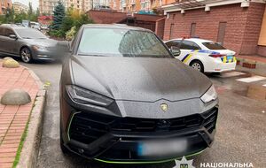 Тело мужчины с огнестрельным ранением в голову было обнаружено утром 11 октября в салоне его автомобиля, рассказали в полиции