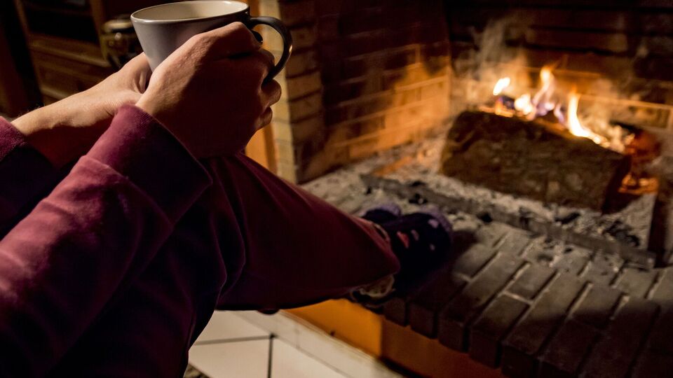 Зігрітися можна без електричних нагрівачів