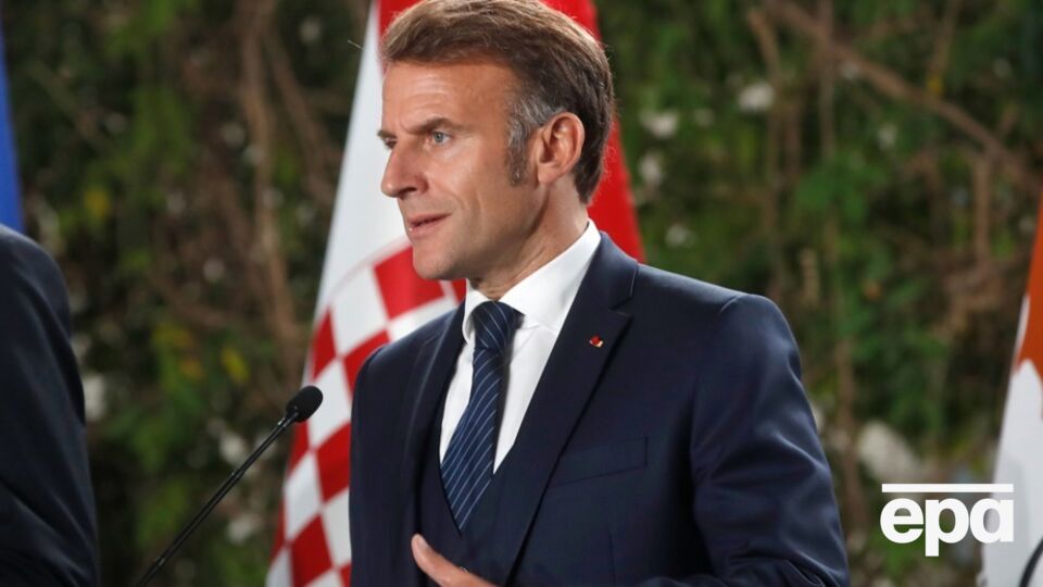 Очень хорошо, что Трамп и Путин могут встретиться для обсуждения двусторонней повестки дня, отметил Макрон