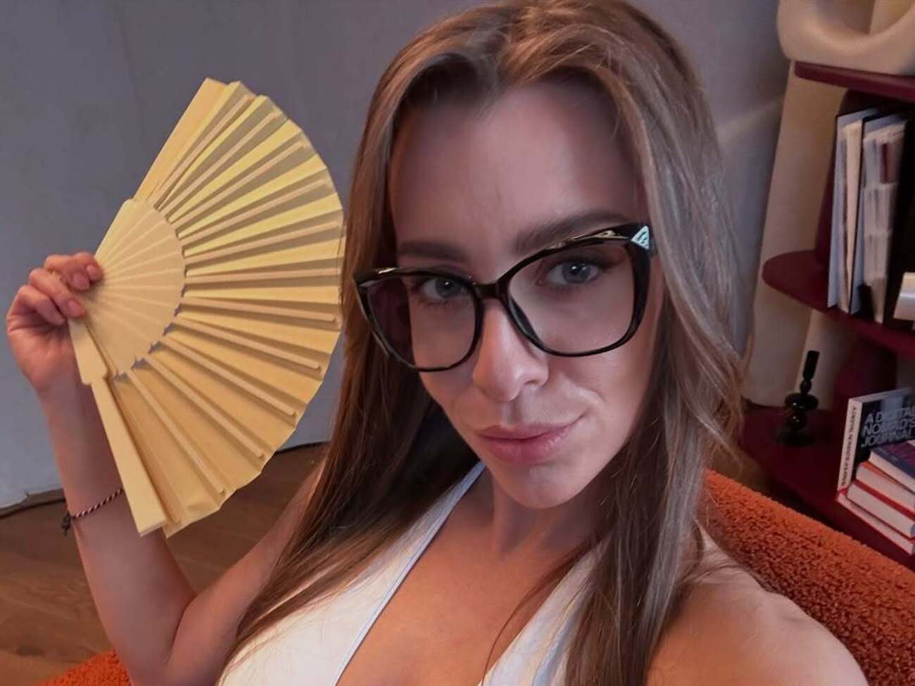 Порноактриса рассказала, что сейчас живет в столице Польши