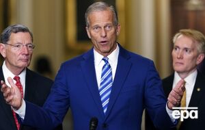 Глава большинства в Сенате заявил о "паузе"